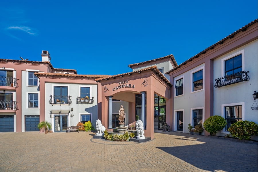 13 Bedroom Property for Sale in Plattekloof 3 Western Cape
